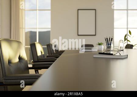 Nahaufnahme eines Konferenztischs in einem modernen, modernen Tagungsraum mit schwarzen Ledersesseln und Einrichtung. Platz auf Besprechungstisch kopieren. 3D-Rendern Stockfoto