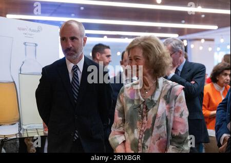 Houston, USA. 15. Mai 2023. Ihre königliche Hoheit Emeritus Königin Sofia von Spanien nimmt am Montag, den 15. Mai 2023, an der Spanienabenveranstaltung von Vocento im C. Baldwin Hotel in Houston, TX, Teil. Die Veranstaltung wird von Fachleuten der Gastronomiebranche veranstaltet, um sich untereinander auszutauschen und dabei zu helfen, Handelsverbindungen zwischen Spanien und Texas aufzubauen. (Foto: Jennifer Lake/SIPA USA) Guthaben: SIPA USA/Alamy Live News Stockfoto