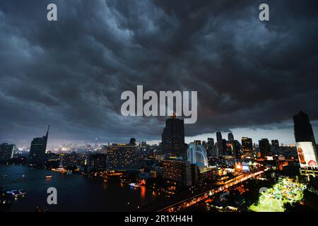 Stürmisches Wetter über Bangkok, Thailand. Stockfoto