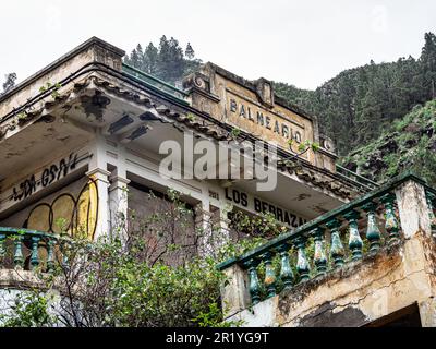 Lost Place Balneario Los Berrazales, Botteleria Agua de Agaete in Valle de Agaete auf Gran Canaria, Kanarische Inseln, Spanien. Stockfoto