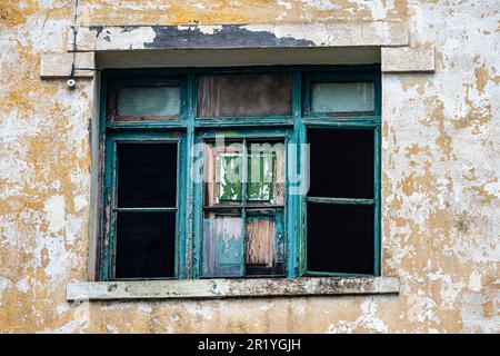 Lost Place Balneario Los Berrazales, Botteleria Agua de Agaete in Valle de Agaete auf Gran Canaria, Kanarische Inseln, Spanien. Stockfoto