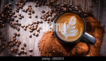 Komposition mit einer Tasse Kaffee Stockfoto