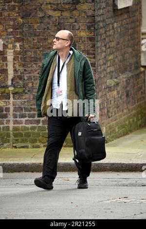 Foto von Dominic Cummings, Chief Special Adviser von Premierminister Boris Johnson, Ankunft in Downing Street 10, London. Stockfoto