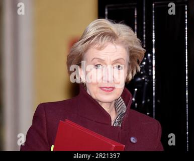 Foto von Andrea Leadsom, Secretary of State for Business, Energy and Industrial Strategy, verlässt die Downing Street Nr. 10 in London nach einer Kabinettssitzung Stockfoto