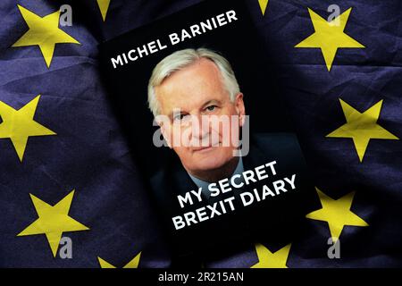 Titelseite von „My Secret Brexit Diary“ von Michel Barnier (geb. 9. Januar 1951), französischer Politiker, der von 2019 bis 2021 als Leiter der Task Force für die Beziehungen zum Vereinigten Königreich (UK Task Force/UKTF) der Europäischen Kommission tätig war. Zuvor war er von Oktober 2016 bis November 201 Chefunterhändler der Task Force für die Vorbereitung und Durchführung der Verhandlungen mit dem Vereinigten Königreich gemäß Artikel 50 EUV (Task Force 50/TF50) Stockfoto