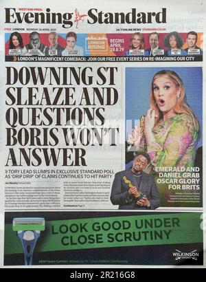 Auf der Titelseite von "Evening Standard" (englische Zeitung) wird über schäbige Anschuldigungen gegen Boris Johnson berichtet. Im April 2021 behauptete Cummings, Johnson habe dafür gesorgt, dass die Spender „heimlich“ für Renovierungen in der Privatwohnung 11 Downing Street zahlen. Stockfoto