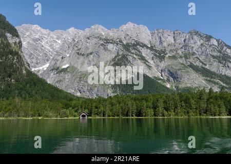 Königssee mit Booten im Sommer, Deutschland Stockfoto