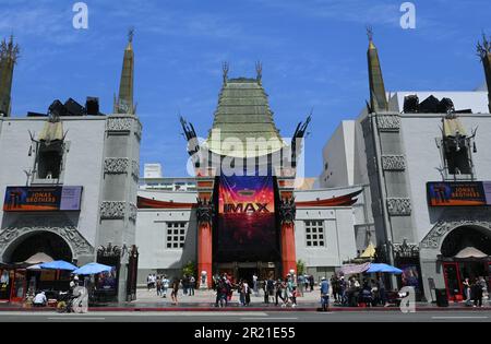 HOLLYWOOD, KALIFORNIEN - 12. MAI 2023: Das TCL Chinese Theatre am Hollywood Boulevard. Stockfoto