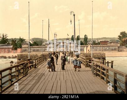 Beach of Sopot in Westpreußem, früher Deutschland, heute Sopot in Polen, Historisch, Fotodruck aus den 1890er Jahren / Strand von Zoppot in Westpreußem, Deutschland, heute Sopot früher in Polen, Historisch, Photochromdruck aus den 1890er-Jahren Stockfoto