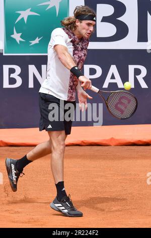 Foro Italico, Rom, Italien. 16. Mai 2023. Tennisturnier in Rom; Stefanos Tsitsipas kehrt zurück zu Sonego Credit: Action Plus Sports/Alamy Live News Stockfoto