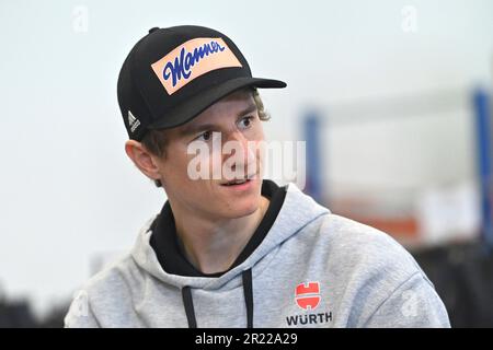 Karlsfeld, Deutschland. 16. Mai 2023. Karl GEIGER (GER), Skispringen, Einzelbild, abgeschnittenes Einzelmotiv, Porträt, Porträt, Porträt. ? Kredit: dpa/Alamy Live News Stockfoto