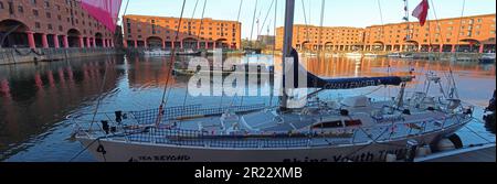 Tall Ships Youth Trust , TSYT , 72ft Flagship Herausforderer Schiff, am Royal Albert Dock, Liverpool, Merseyside, England, GB, L3 4AF Stockfoto