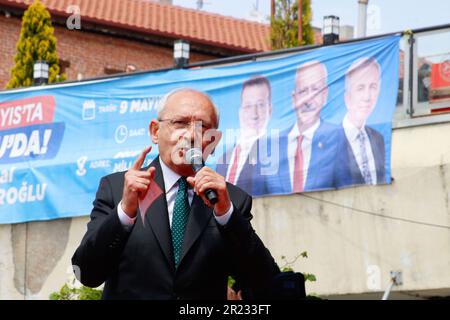 Bolu, Türkei. 09. Mai 2023. Kemal K?l?cdaroglu spricht während der Veranstaltung. Nation Alliance Präsidentschaftskandidat Kemal K?l?cdaroglu und Vizepräsident Kandidat Ekrem?mamo?lu sprachen die Bürger in Bolu, Türkei. (Foto: Yusuf Belek/SOPA Images/Sipa USA) Guthaben: SIPA USA/Alamy Live News Stockfoto