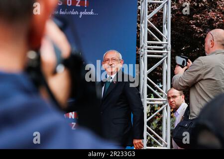 Bolu, Türkei. 09. Mai 2023. Kemal K?l?cdaroglu während der Veranstaltung gesehen. Nation Alliance Präsidentschaftskandidat Kemal K?l?cdaroglu und Vizepräsident Kandidat Ekrem?mamo?lu sprachen die Bürger in Bolu, Türkei. (Foto: Yusuf Belek/SOPA Images/Sipa USA) Guthaben: SIPA USA/Alamy Live News Stockfoto