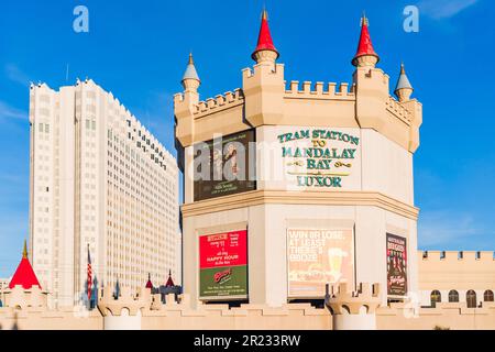 Las Vegas, Nevada, USA - 4. Mai 2022. Das Excalibur Hotel and Casino liegt zentral am Las Vegas Strip Stockfoto