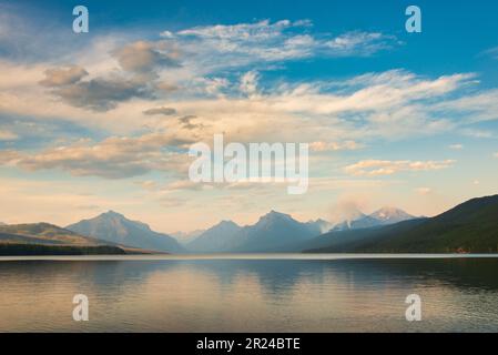 Lake McDonald in Glacier Nationalpark Stockfoto