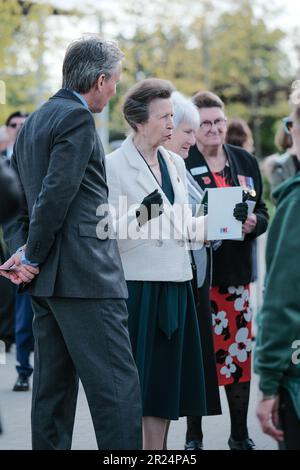 National Memorial Arboretum, Großbritannien. 16. Mai 2023 HRH die Prinzessin Royal feiert den 60. Jahrestag der Royal British Legions, an dem der letzte Soldat aus dem National Service entlassen wurde, und trifft Soldaten und Frauen, die in den verschiedenen Konflikten dienten. Credit Mark Lear/Alamy Live News Stockfoto