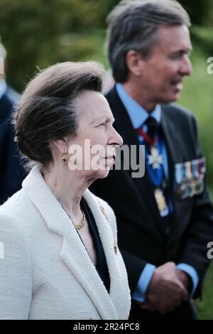 National Memorial Arboretum, Großbritannien. 16. Mai 2023 HRH die Prinzessin Royal feiert den 60. Jahrestag der Royal British Legions, an dem der letzte Soldat aus dem National Service entlassen wurde, und trifft Soldaten und Frauen, die in den verschiedenen Konflikten dienten. Credit Mark Lear/Alamy Live News Stockfoto