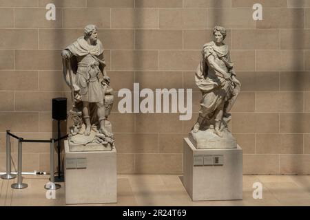 Paris, Frankreich - 05 13 2023: Louvre Museum. Hannibal von Sebastien Slodtz Stockfoto