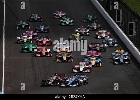 Indianapolis, USA. 13. Mai 2023. Auf dem Indianapolis Motor Speedway in Indianapolis, USA, wird das INDYCAR-Feld für den GMR Grand Prix ausgezeichnet. (Kreditbild: © Walter G. Arce Sr./ZUMA Press Wire) NUR REDAKTIONELLE VERWENDUNG! Nicht für den kommerziellen GEBRAUCH! Stockfoto