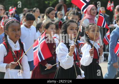 Oslo, Norwegen. 17. Mai 2023. Volksparade zur Feier des norwegischen Verfassungstages in Oslo, Hauptstadt Norwegens, am 17. Mai 2023. Kredit: Chen Yaqin/Xinhua/Alamy Live News Stockfoto