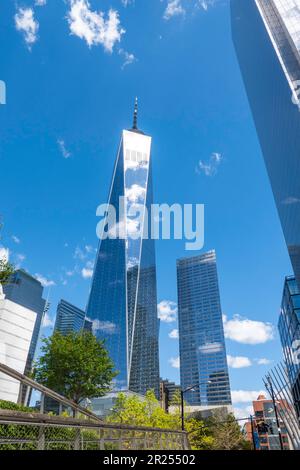 Der Freedom Tower ist ein Wolkenkratzer neben dem 911 Memorial, 2023, NYC, USA Stockfoto
