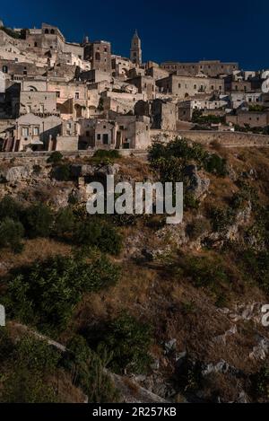 Matera, Basilicata, Italien, gegründet in etwa 250 v. Chr., wo in zwei unterirdischen Städten, Sasso Caveoso und Sasso Barisano, zusammen bekannt als Sassi di Matera, Troglodyten-Häuser geschnitten wurden. Stockfoto