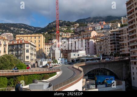 Monaco, Monaco, April 21. 2023:- die Gegend näher am Gare de Monaco, dem Bahnhof Monaco Stockfoto