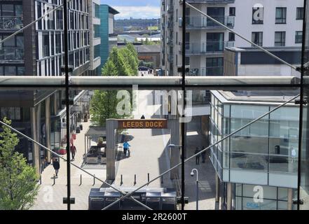 Leeds Dock, ein neues kreatives Dorf am Wasser, in dem Innovation, Kultur und Unternehmergeist zusammenkommen, um ein neues Reiseziel und einen neuen Ort zum Leben zu schaffen, Großbritannien Stockfoto