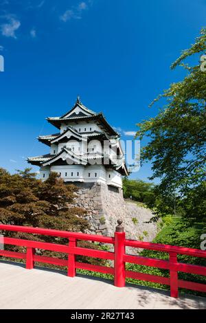 Schloss Hirosaki im Sommer Stockfoto