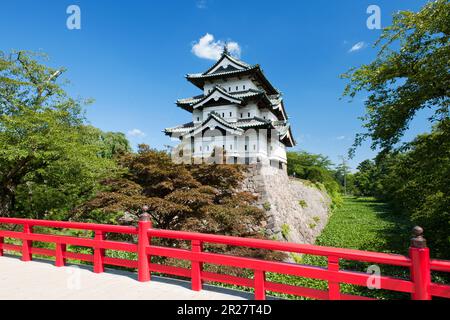 Schloss Hirosaki im Sommer Stockfoto