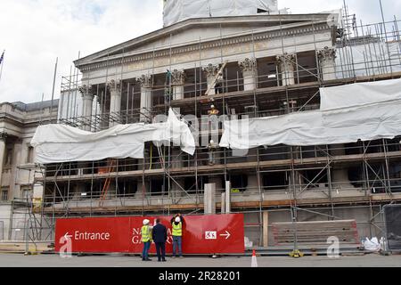 London, Großbritannien, 17. Mai 2023 die National Gallery am Trafalgar Square wird vor ihren zweijährigen Feierlichkeiten im Jahr 2024 grundlegend überarbeitet. Stockfoto