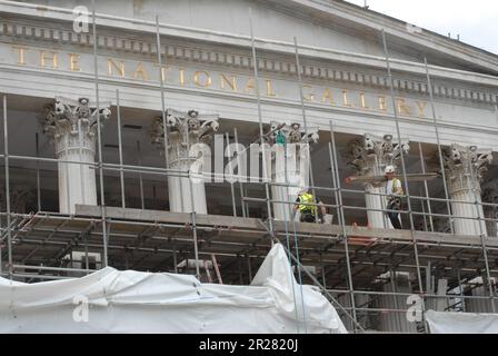 London, Großbritannien, 17. Mai 2023 die National Gallery am Trafalgar Square wird vor ihren zweijährigen Feierlichkeiten im Jahr 2024 grundlegend überarbeitet. Stockfoto