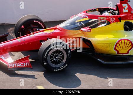 Indianapolis, Usa. 17. Mai 2023. IndyCar-Fahrer Josef Newgarden trainiert für den 2023 Indy 500 auf dem Indianapolis Motor Speedway in Indianapolis, Indiana. Kredit: SOPA Images Limited/Alamy Live News Stockfoto