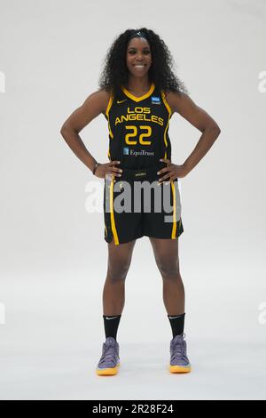 LA Sparks Forward Reshanda Gray (22) posiert während des Media Day, Donnerstag, 4. Mai 2023, in Torrance, Kalifornien (Kirby Lee Via AP) Stockfoto