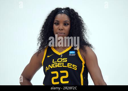 LA Sparks Forward Reshanda Gray (22) posiert während des Media Day, Donnerstag, 4. Mai 2023, in Torrance, Kalifornien (Kirby Lee Via AP) Stockfoto