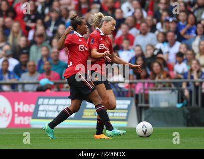 L-R Nokita PARRIS von Manchester United Women und Alessia Russo von Manchester United Women während des Vitality FA Cup-Endspiels der Frauen zwischen CH Stockfoto