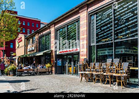 Markthalle XI, Marheineke-Halle, Markt aus dem 19. Jahrhundert, entworfen von Hermann Blankenstein & Architekt August Lindemann, Marheinekeplatz, Kreuzberg, Berlin Stockfoto