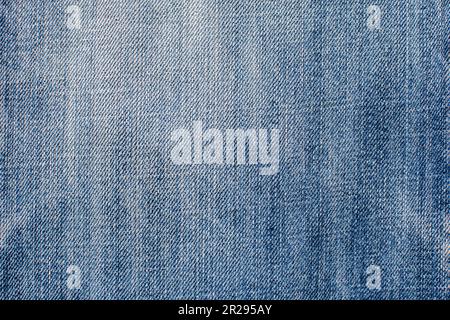 Abstrakte Raumperspektive und eine Nahaufnahme mit leerer blauer natürlicher, sauberer Denim-Struktur für traditionellen Geschäftserfolg in frischen, lebendigen Farben mit d Stockfoto