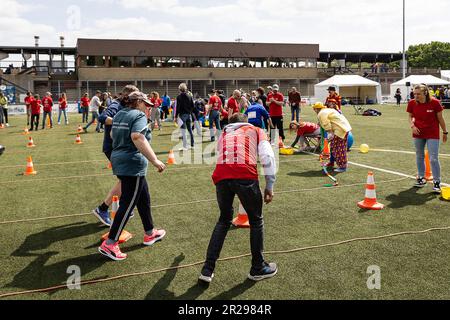 Mechelen, Belgien. 18. Mai 2023. Die Teilnehmer wurden am ersten Tag der Nationalspiele 39. (17-20/05) der Olympischen Sonderspiele Belgien in Mechelen, Donnerstag, den 18. Mai 2023, fotografiert. Die Nationalen Spiele der Special Olympics finden in Mechelen während des Ascension Weekend statt. 3.600 Sportler mit einer intellektuellen Behinderung zeigen ihre sportliche Seite in 22 olympischen Sportdisziplinen. BELGA FOTO JAMES ARTHUR GEKIERE Kredit: Belga News Agency/Alamy Live News Stockfoto