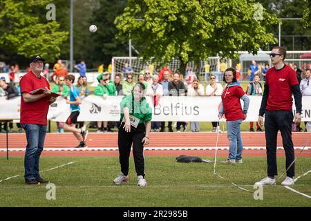 Mechelen, Belgien. 18. Mai 2023. Sportler in Aktion am ersten Tag der Nationalspiele 39. (17-20/05) der Olympischen Sonderspiele Belgien, Donnerstag, den 18. Mai 2023 in Mechelen. Die Nationalen Spiele der Special Olympics finden in Mechelen während des Ascension Weekend statt. 3.600 Sportler mit einer intellektuellen Behinderung zeigen ihre sportliche Seite in 22 olympischen Sportdisziplinen. BELGA FOTO JAMES ARTHUR GEKIERE Kredit: Belga News Agency/Alamy Live News Stockfoto