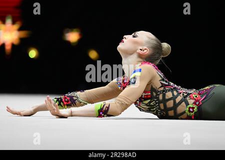 Baku, Aserbaidschan. 18. Mai 2023. Milli Gimnastika rena, Baku, Aserbaidschan, 18. Mai 2023, ONOPRIIENKO Viktoriia UKR Ball während der Europameisterschaft in Rhythmnastik - Senioren - Gymnastik Credit: Live Media Publishing Group/Alamy Live News Stockfoto