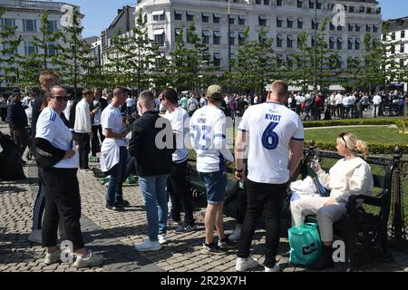 Mai 18,2023/Denamrk zwei lokale Fußballvereine spielen in Parken in Cpenhagen die IFC Copenhagen und das Ootball-Team Aalborg, und Fußballfans können sich mit Bier und Spoort-Fans auf den enjpy-Tag stürzen und Macteh im Parkhaus in Kopenhagen, Dänemark, ansehen. (Foto: Francis Joseph Dean/Dean Pictures) Stockfoto