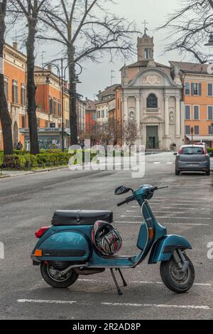 Die Kirche des Oratoriums der SS. Crocifisso in Capo alla Ghiara, gemeinhin bekannt als del Cristo, befindet sich an der Piazzale Rossi. Reggio Emilia Stockfoto