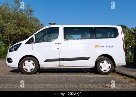 Taxi Witteveen Ford Transit Custom Minibus Stockfoto