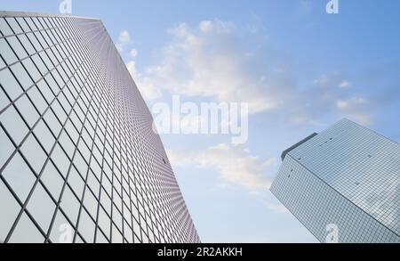 Wolkenkratzer in Neapel, Italien Stockfoto