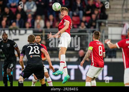 Alkmaar, Niederlande. 18. Mai 2023. ALKMAAR, NIEDERLANDE - MAI 18: Sven Mijnans von AZ Alkmaar während des Halbfinalspiels der UEFA Europa Conference League Second Leg zwischen AZ und West Ham United im AFAS-Stadion am 18. Mai 2023 in Alkmaar, Niederlande (Foto von Patrick Goosen/Orange Pictures). Kredit: Orange Pics BV/Alamy Live News Stockfoto