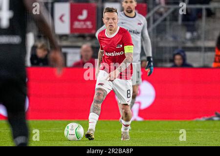 Alkmaar, Niederlande. 18. Mai 2023. ALKMAAR, NIEDERLANDE - MAI 18: Jordy Clasie von AZ Alkmaar während des Halbfinalspiels der UEFA Europa Conference League Second Leg zwischen AZ und West Ham United im AFAS-Stadion am 18. Mai 2023 in Alkmaar, Niederlande (Foto von Patrick Goosen/Orange Pictures). Kredit: Orange Pics BV/Alamy Live News Stockfoto