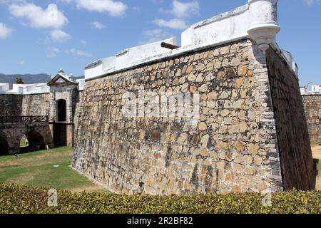 Acapulco, Guerrero, Mexiko - April 28 2023: Fort San Diego ist eine Seezunge, die vor Piraten und der Unabhängigkeit geschützt ist Stockfoto