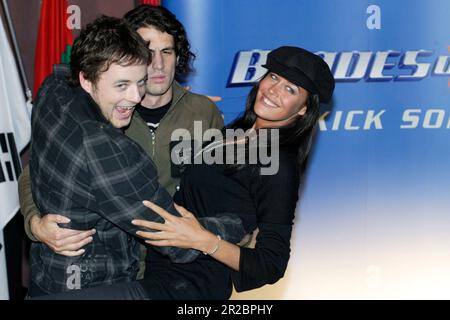 Von links: Hamish Blake, Andy Lee und Megan Gale bei der australischen Premiere von Blades of Glory. Greater Union Cinema, Macquarie, Sydney, AustraIia. 06.06.07. Stockfoto